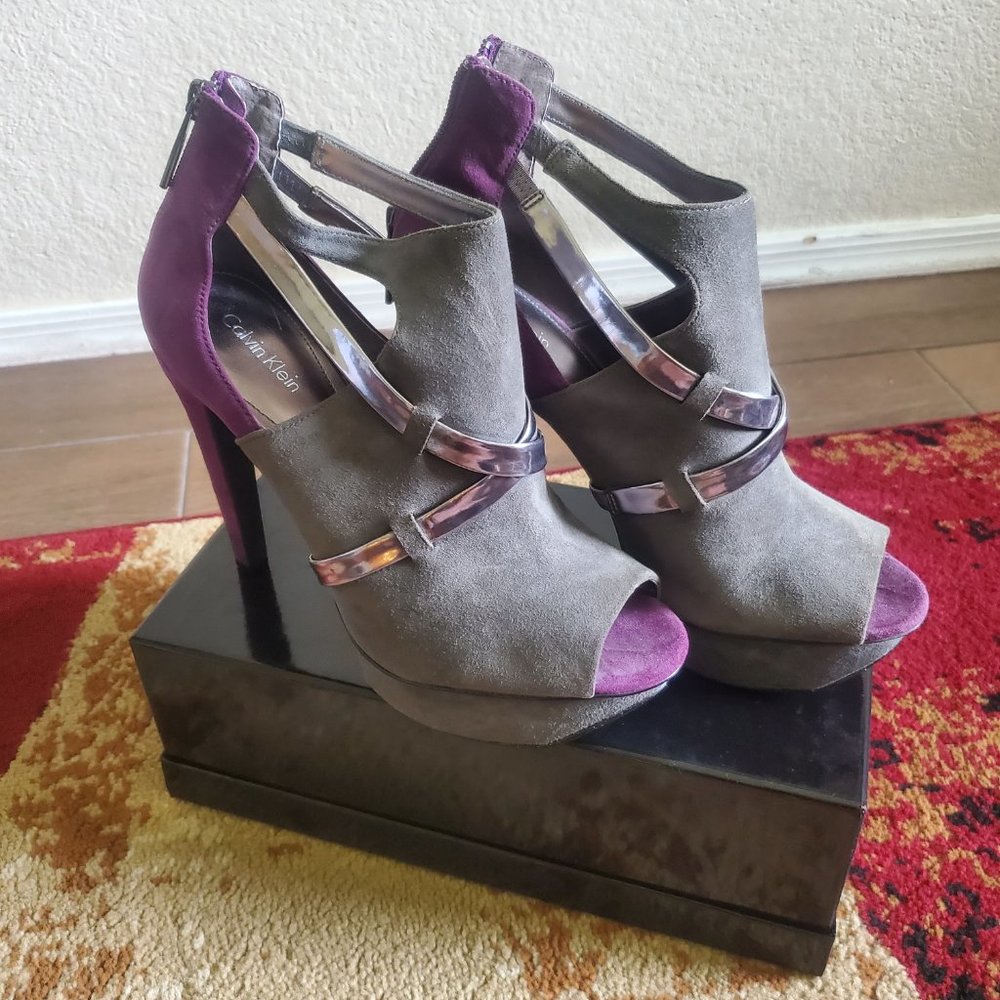 High Heels - image 3